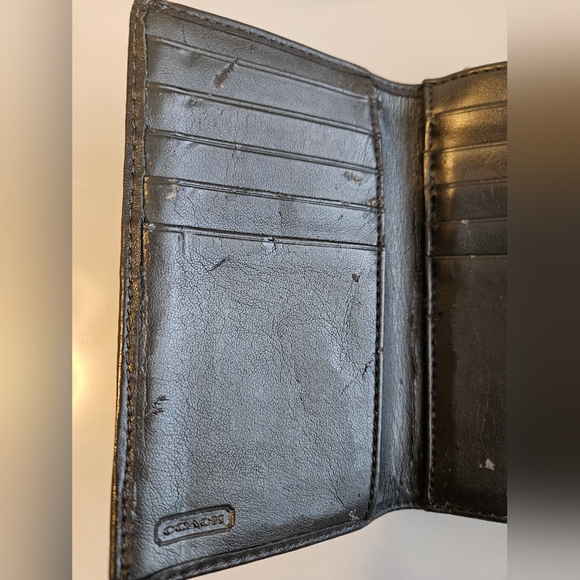 Coach Soho Black Trifold Leather Buckle Wallet - Picture 12 of 15